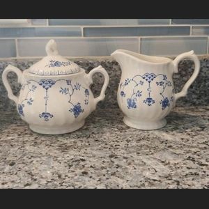 Myott Staffordshire FINLANDIA Creamer and Sugar Bowl with Lid